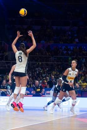 USA vs Italy RIO DE JANEIRO, RJ - 04.06.2025: USA VS ITALY - Italy& 39;s women& 39;s volleyball team debuts in the VNL by beating the United States, at Maracanazinho in Rio de Janeiro, RJ, this Wednesday (04). (Photo: Letycia Miller Fotoarena) x2749345x  LetyciaxMiller