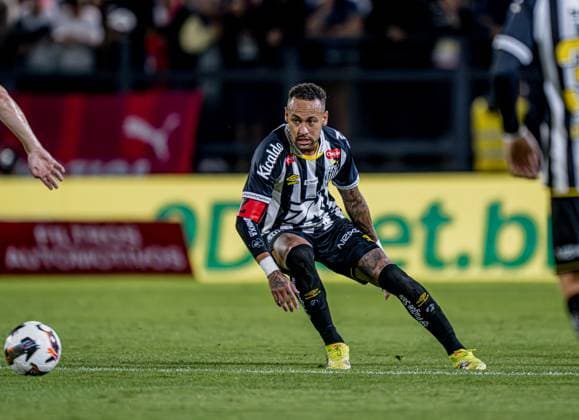 Neymar Jr vom FC Santos. Testspiel RB Leipzig - FC Santos 3:1 am 28. Mai 2025 im Trainingslager in Braganza, Brasilien. Estadio Cicero De Souza, Braganza (Brasilien). RB Leipzig - FC Santos 3:1