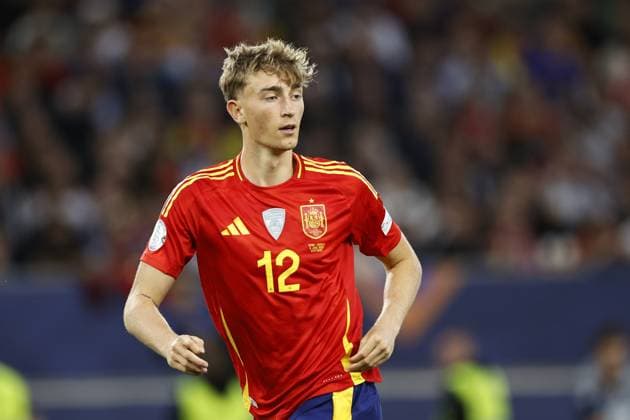 STUTTGART - Dean Huijsen of Spain during the UEFA Nations League semifinal match Spain v. France at the Stuttgart Arena on June 5, 2025 in Stuttgart, Germany. ANP Hollandse Hoogte MAURICE VAN STEEN UEFA Nations League 2025 Semi-final 2024 25 xVIxANPxSportx xMauricexvanxSteenxIVx 529374936 originalFilename: 529374936.jpg