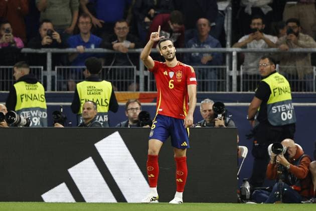 STUTTGART - Mikel Merino of Spain celebrates the 2-0 during the UEFA Nations League semifinal match Spain v. France at the Stuttgart Arena on June 5, 2025 in Stuttgart, Germany. ANP Hollandse Hoogte MAURICE VAN STEEN UEFA Nations League 2025 Semi-final 2024 25 xVIxANPxSportx xMauricexvanxSteenxIVx 529376675 originalFilename: 529376675.jpg