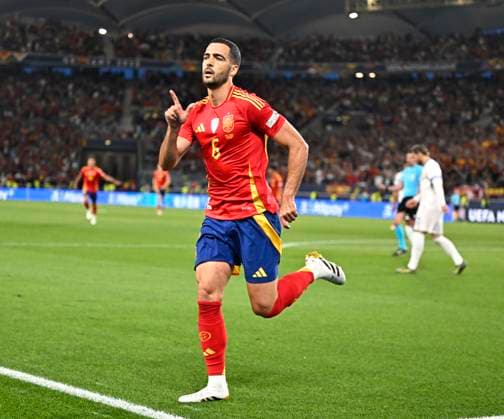 05.06.2025, Fussball UEFA Nations League 2024 25, Halbfinale, Spanien - Frankreich, in der MHP-Arena Stuttgart, Mikel Merino (Spanien) jubelt.