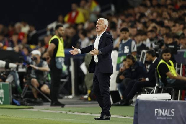 STUTTGART - France coach Didier Deschamps balks during the UEFA Nations League semifinal match Spain v. France at the Stuttgart Arena on June 5, 2025 in Stuttgart, Germany. ANP Hollandse Hoogte MAURICE VAN STEEN UEFA Nations League 2025 Semi-final 2024 25 xVIxANPxSportx xMauricexvanxSteenxIVx 529377398 originalFilename: 529377398.jpg