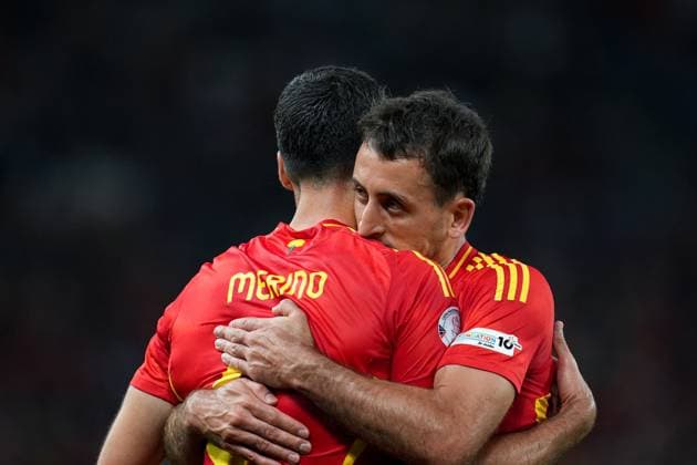 Mikel Merino (Spain) celebrates after scoring second goal during the UEFA Nations League match between Spain and France at Mercedes-Benz Arena Stuttgart Germany on 05 June 2025. Stoccarda Mercedes-Benz Arena Stoccarda Germany Copyright: xPhotoxGoalxPix MatteoxCiambellix SP24-1209-027