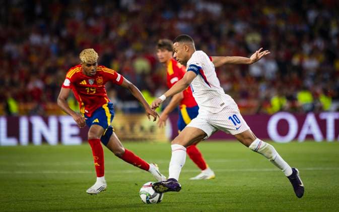 Stuttgart, Germany. 05th Jun 2025. Kylian Mbappe (FRA) Lamine Yamal (ESP) Spain - France Spanien - Frankreich 05.06.2025