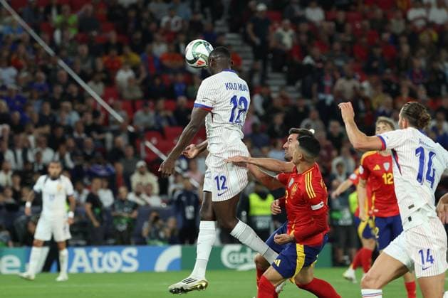 2025.06.05 xJFx UEFA Nations League 2024 25 Halbfinale Spanien - Frankreich v.l., Randal Kolo Muani (Frankreich) schiesst das Tor zum 4:5 (UEFA REGULATIONS PROHIBIT ANY USE OF PHOTOGRAPHS as IMAGE SEQUENCES and or QUASI-VIDEO) Copyright: JoaquimxFerreira