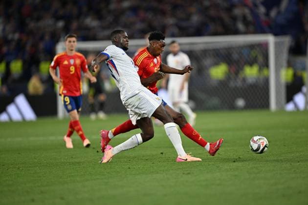 UEFA Nations League Semi-Final: Spain v France STUTTGART, GERMANY - JUNE 05: Samu Aghehowa (26) of Spain in action during the UEFA Nations League 2025 semi-final match between Spain and France at the MHP Arena Stadium on June 5, 2025, Stuttgart, Germany. Halil Sagirkaya Anadolu Stuttgart Germany. Editorial use only. Please get in touch for any other usage.  Copyright: x2025xAnadoluxHalilxSagirkayax