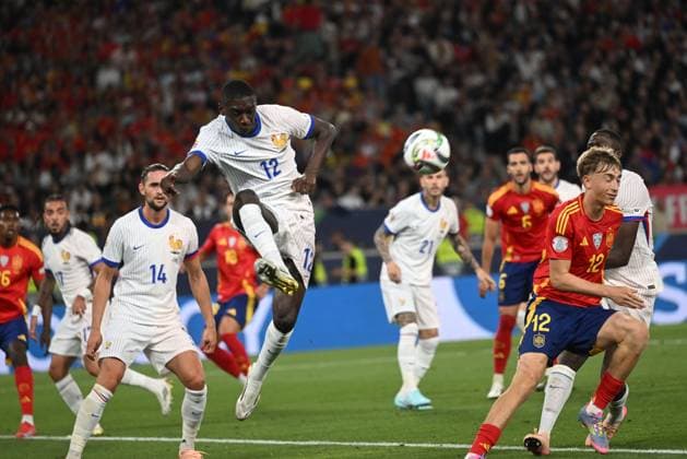 UEFA Nations League Semi-Final: Spain v France STUTTGART, GERMANY - JUNE 05: Randal Kolo Muani (12) of France in action during the UEFA Nations League 2025 semi-final match between Spain and France at the MHP Arena Stadium on June 5, 2025, Stuttgart, Germany. Halil Sagirkaya Anadolu Stuttgart Germany. Editorial use only. Please get in touch for any other usage.  Copyright: x2025xAnadoluxHalilxSagirkayax