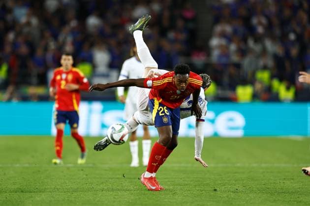 Samu Omorodion (ESP), JUNE 5, 2025 - Football Soccer : UEFA Nations League Semi-finals match between Spain 5-4 France at the Stuttgart Arena in Stuttgart, Germany. Noxthirdxpartyxsales  (293789922)
