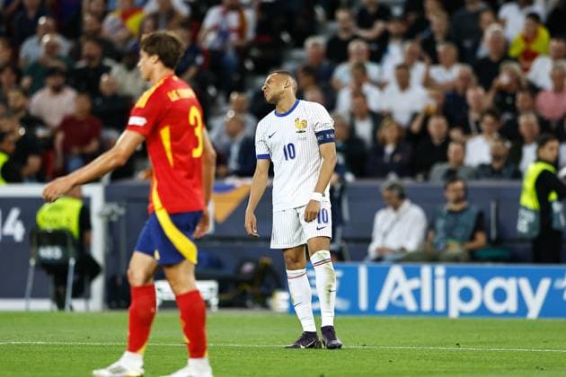 Kylian Mbappe (FRA), JUNE 5, 2025 - Football Soccer : Mbappe regret after miss chance during UEFA Nations League Semi-finals match between Spain 5-4 France at the Stuttgart Arena in Stuttgart, Germany. Noxthirdxpartyxsales  (293790955)