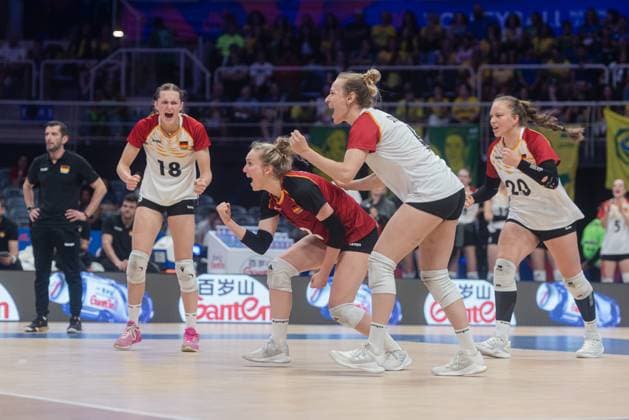 Sport Themen der Woche KW23 Sport Bilder des Tages Sport Bilder des Tages Germany vs Italy RIO DE JANEIRO, RJ - 05.06.2025: GERMANY VS ITALY - Italy& 39;s women& 39;s volleyball team wins in a tie break against Germany on the second day of the VNL, at Maracanazinho in Rio de Janeiro, RJ, this Thursday (05). (Photo: Letycia Miller Fotoarena) x2749661x  LetyciaxMiller