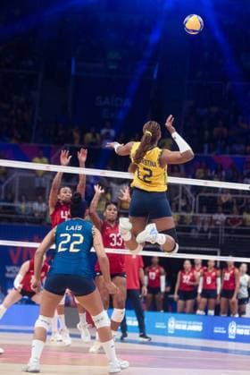 Brazil x United States RIO DE JANEIRO, RJ - 05.06.2025: BRAZIL X UNITED STATES - Brazil beats the United States 3-0 on the second day of VNL, at Maracanazinho in Rio de Janeiro, RJ, this Thursday (05). (Photo: Letycia Miller Fotoarena) x2749706x  LetyciaxMiller