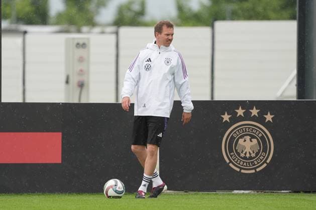 Sport Bilder des Tages Bundestrainer Julian Nagelsmann (Deutschland Germany) - Herzo Base 06.06.2025: Deutsche Nationalmannschaft Nations League Finalrunde,Vorbereitung, Home Ground, HerzoBase, World of Adidas, Herzogenaurach *** National coach Julian Nagelsmann Germany Germany Herzo Base 06 06 2025 German national team Nations League final round, preparation, Home Ground, HerzoBase, World of Adidas, Herzogenaurach