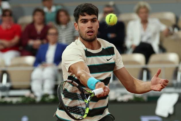 June 6, 2025, Paris, Celestynow, France: CARLOS ALCARAZ of Spain during the match against Lorenzo Musetti of Italy in semi final men s singles of French Open 2025 at Roland Garros in Paris. Paris France - ZUMAc278 20250606_zsp_c278_007 Copyright: xMarcinxCholewinskix