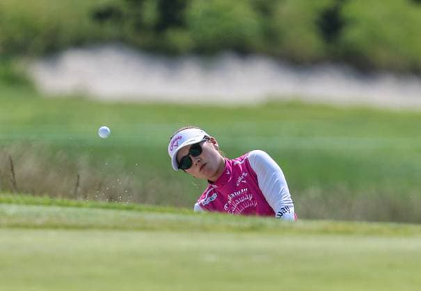 LPGA, Golf Damen 2025: ShopRite LPGA Classic Presented By Acer JUN 06 June 06, 2025: Yuma Nishimura of Japan punches the ball out of the bunker during the ShopRite LPGA Classic Presented by Acer in Galloway, NJ. Mike Langish CSM (Credit Image: Ã‚Â Mike Langish Cal Media) (Credit Image: Ã‚Â Mike Langish Cal Sport Media) (Credit Image: Â Mike Langish Cal Sport Media) Galloway New Jersey United States of America EDITORIAL USE ONLY Copyright: xx ZUMA-20250606_zma_c04_002.jpg MikexLangishx csmphotothree390148