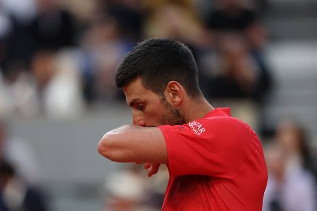 ROLAND GARROS 2025 Thierry Larret MAXPPP - PARIS (75) 06 06 2025 Thierry Larret Maxppp. Tennis. Roland Garros 2025. Internationaux de France de tennis. Stade Roland Garros, Paris (75). Le 6 juin 2025. Court Philippe Chatrier : Demi-Finale Hommes, Jannik SINNER (ITA) vs Novak DJOKOVIC (SRB). PARIS (75) STADE ROLAND GARROS PARIS ILE DE FRANCE FRANCE  Copyright: xMAXPPPxThierryxLarretx TLR202506062316 TLR202506062316