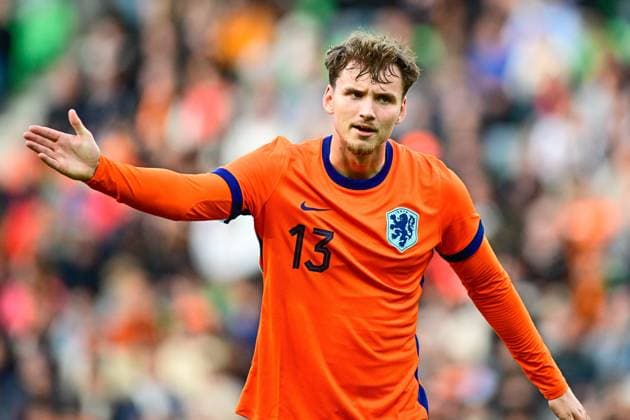 GRONINGEN, 06-06-2025, Euroborg , season 2024 2025 , International Friendly, Länderspiel, Nationalmannschaft Jong Oranje Jong Ivoorkust, Jong Oranje player Rav van den Berg Jong Oranje Jong Ivoorkust  x29642112x Copyright: