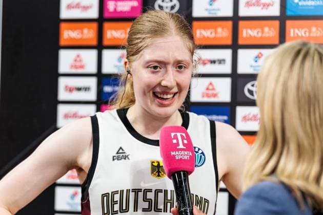 Basketball Damen Testspiel: Deutschland - Türkei; 06.06.2025 Frieda Mizzi Bühner (Deutschland, 20) im Magenta Interview Basketball Damen Testspiel: Deutschland - Türkei; Heidelberg, SNP Dome am 06.06.2025 *** Basketball Womens Test Match Germany Turkey 06 06 2025 Frieda Mizzi Bühner Germany, 20 in Magenta Sport Interview Basketball Womens Test Match Germany Turkey Heidelberg, SNP Dome on 06 06 2025 Copyright: xBEAUTIFULxSPORTS Wunderlx