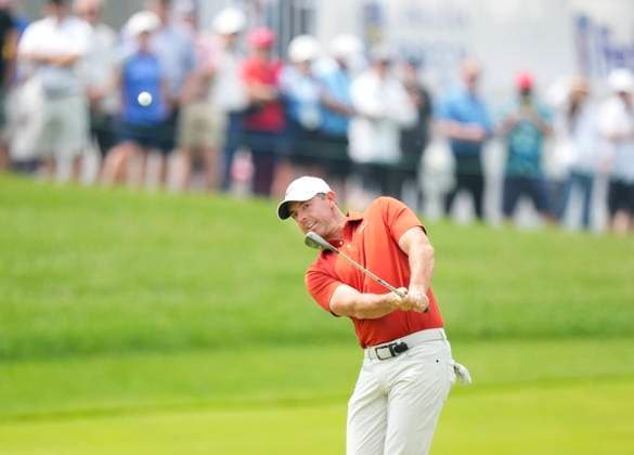 June 6, 2025, Caledon, On, CANADA: Rory McIlroy hits a chip shot on the fifth hole during second round of the RBC Canadian Open golf tournament in Caledon, Ont., on Friday, June 6, 2025. Golf 2025: Canadian Open: Second Round  - ZUMAc35_ 20250606_zaf_c35_141 Copyright: xNathanxDenettex