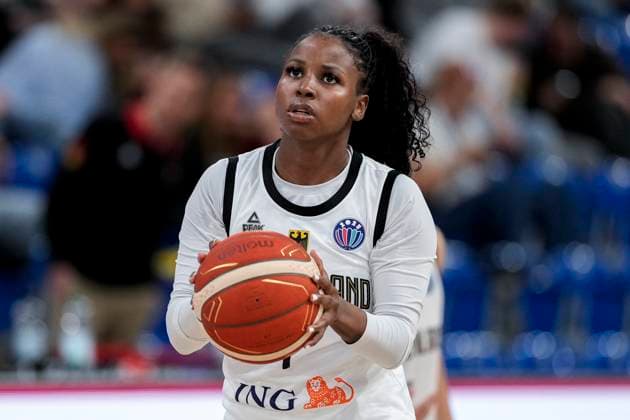 Alexis Peterson (DBB, 1), am Ball, Einzelbild, Einzelfoto, Aktion, Action, 06.06.2025, Heidelberg (Deutschland), Basketball, Länderspiel, Frauen, Deutschland - Türkei