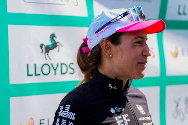 2025 Lloyds Tour of Britain Women Picture by Olly Hassell SWpix.com - 06 06 2025 - Cycling - UCI Women s World Tour - 2025 Lloyds Tour of Britain Women - Stage 2: Hartlepool to Saltburn-by-the-Sea - Kristen Faulkner (EF Education-Oatly) being interviewed Copyright: x xSWpix.comx(t axPhotographyxHubxLtd)xOllyxHassell SWpix.comx SWP-2945-0285