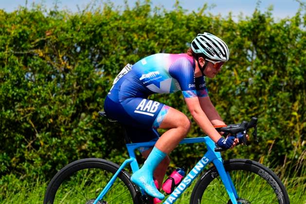 2025 Lloyds Tour of Britain Women Picture by Olly Hassell SWpix.com - 06 06 2025 - Cycling - UCI Women s World Tour - 2025 Lloyds Tour of Britain Women - Stage 2: Hartlepool to Saltburn-by-the-Sea - Madelaine Leech (Handsling Alba Development Road Team) in the Breakaway Copyright: x xSWpix.comx(t axPhotographyxHubxLtd)xOllyxHassell SWpix.comx SWP-2945-0186