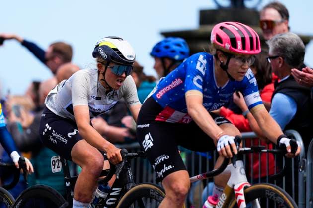 2025 Lloyds Tour of Britain Women Picture by Olly Hassell SWpix.com - 06 06 2025 - Cycling - UCI Women s World Tour - 2025 Lloyds Tour of Britain Women - Stage 2: Hartlepool to Saltburn-by-the-Sea - Cat Ferguson (Movistar Team) Copyright: x xSWpix.comx(t axPhotographyxHubxLtd)xOllyxHassell SWpix.comx SWP-2945-0203