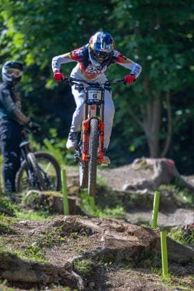 MOUNTAINBIKE - UCI MTB World Series LEOGANG,AUSTRIA,07.JUN.25 - CYCLING, MOUNTAIN BIKE - UCI Mountainbike World Cup, downhill. Image shows Jackson Goldstone (CAN).  GEPAxpictures xWolfgangxKofler
