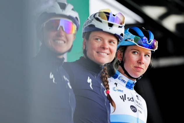 2025 Lloyds Tour of Britain Women Picture by Alex Whitehead SWpix.com - 07 06 2025 - Cycling - UCI Women s World Tour - 2025 Lloyds Tour of Britain Women - Stage 3: The Scottish Borders Stage, Kelso - Team Presentation - Team SD Worx - Protime - Lorena Wiebes Copyright: x xSWpix.comx(t axPhotographyxHubxLtd)xAlexxWhitehead SWpix.comx SWP-2945-0312