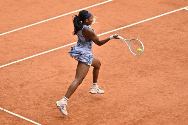 2025 Roland-Garros - Day 14 PARIS, FRANCE - JUNE 7: Coco Gauff of US against Aryna Sabalenka (not seen) during the Women s Singles final match on Day 14 of the 2025 French Open at Court Philippe-Chatrier in Paris, France on June 7, 2025. Burak Akbulut Anadolu Paris France. Editorial use only. Please get in touch for any other usage.  Copyright: x2025xAnadoluxBurakxAkbulutx