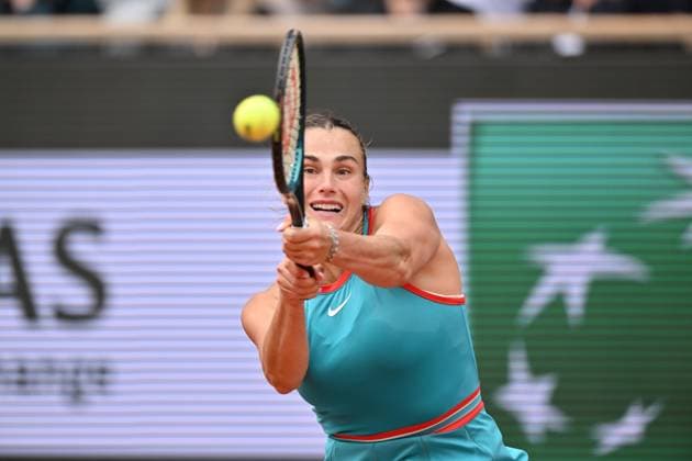2025 Roland-Garros - Day 14 PARIS, FRANCE - JUNE 7: Aryna Sabalenka against Coco Gauff (not seen) of US during the Women s Singles final match on Day 14 of the 2025 French Open at Court Philippe-Chatrier in Paris, France on June 7, 2025. Mustafa Yalcin Anadolu Paris France. Editorial use only. Please get in touch for any other usage.  Copyright: x2025xAnadoluxMustafaxYalcinx