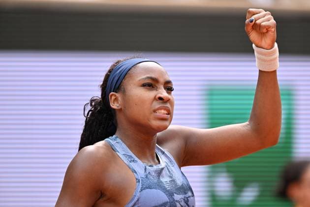 2025 Roland-Garros - Day 14 PARIS, FRANCE - JUNE 7: Coco Gauff of US against Aryna Sabalenka (not seen) during the Women s Singles final match on Day 14 of the 2025 French Open at Court Philippe-Chatrier in Paris, France on June 7, 2025. Mustafa Yalcin Anadolu Paris France. Editorial use only. Please get in touch for any other usage.  Copyright: x2025xAnadoluxMustafaxYalcinx
