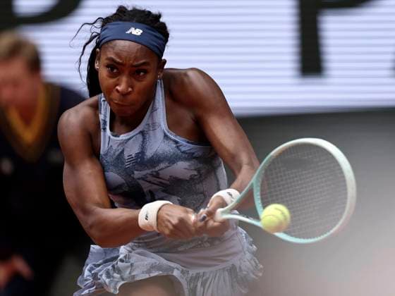 (250607) -- PARIS, June 7, 2025 -- Coco Gauff returns a shot during the women s singles final match between Aryna Sabalenka of Belarus and Coco Gauff of the United States at the French Open tennis tournament at Roland Garros, Paris, France, June 7, 2025. ) (SP)FRANCE-PARIS-TENNIS-FRENCH OPEN-WOMEN S SINGLES-FINAL LixJing 