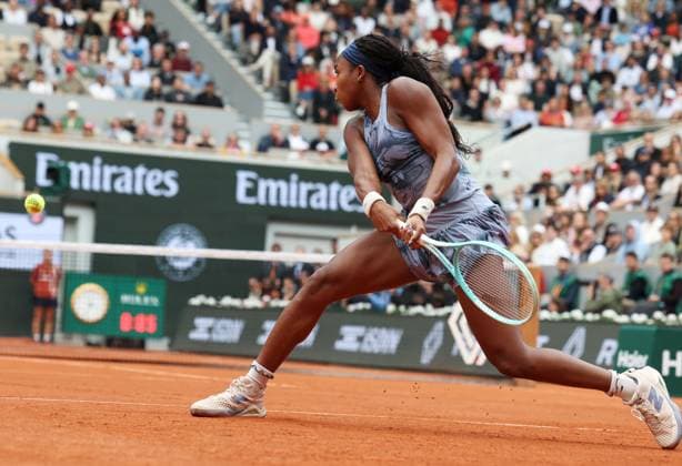 (250607) -- PARIS, June 7, 2025 -- Coco Gauff returns a shot during the women s singles final match between Aryna Sabalenka of Belarus and Coco Gauff of the United States at the French Open tennis tournament at Roland Garros, Paris, France, June 7, 2025. ) (SP)FRANCE-PARIS-TENNIS-FRENCH OPEN-WOMEN S SINGLES-FINAL GaoxJing 