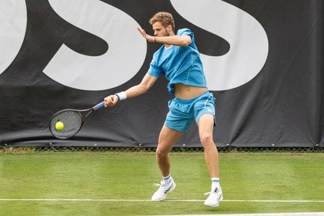 Yannick Hanfmann schlaegt den Ball mit der Vorhand, Max Wiskandt vs. Yannick Hanfmann, Tennis, ATP, Tennis Herren Turnier, Boss-Open, Court No. 1, Qualifikation, 07.06.2025, Max Wiskandt vs. Yannick Hanfmann, Tennis, ATP-Turnier, Boss-Open, Court No. 1, Qualifikation, 07.06.2025, Stuttgart Copyright: xEibner-Pressefoto EdwardxCheungx EP_ECG