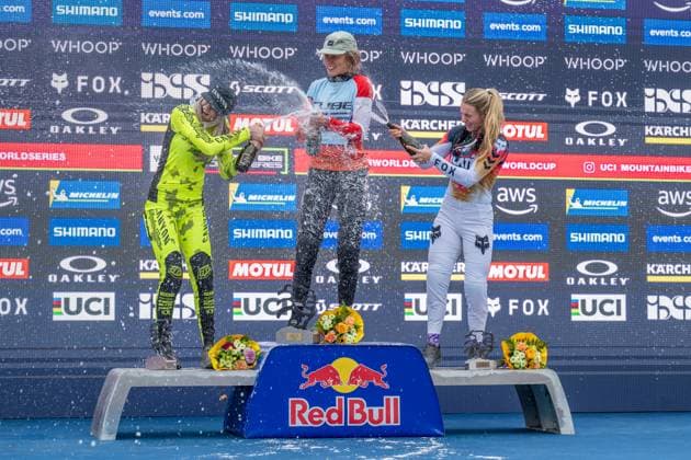 MOUNTAINBIKE - UCI MTB World Series LEOGANG,AUSTRIA,07.JUN.25 - CYCLING, MOUNTAIN BIKE - UCI Mountainbike World Cup, downhill. Image shows Aletha Ostgaard (USA), Rosa Zierl (AUT) and Eliana Hulsebosch (NZL).  GEPAxpictures xWolfgangxKofler