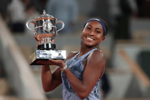 Siegerin Coco Gauff mit dem Pokal, Trophy, Siegerehrung, Presentation Tennis - French Open 2025 - Roland Garros - Paris - - France - 7 June 2025. Copyright: xJuergenxHasenkopfx