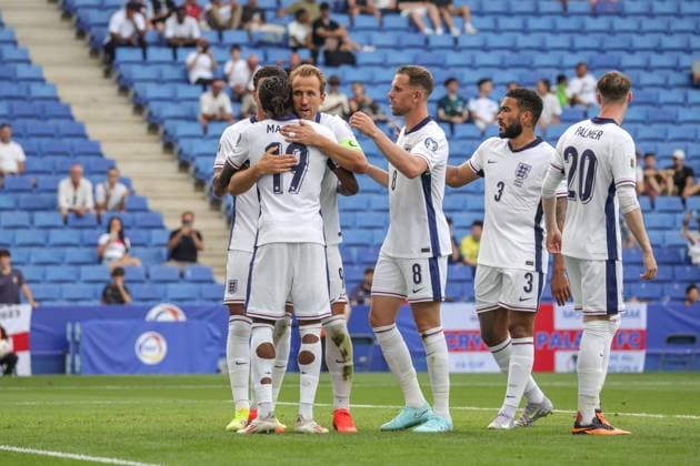 Spain - FIFA World Cup, WM, Weltmeisterschaft, Fussball 2026 European Qualifier - Andorra vs England - 07 06 2025 SPAIN, BARCELONA, JUNE 07. Harry Kane of England celebrates with Noni Madueke of England after scoring his side™s opening goal during the FIFA World Cup 2026 European Qualifier Group K football match between Andorra and England at RCDE Stadium on June 07, 2025 in Barcelona, Spain. Photo by Manuel Blondeau AOP.Press Barcelona RCDE Stadium Catalunya Spain Copyright: x ManuelxBlondeau AOP.Pressx 20250607 008