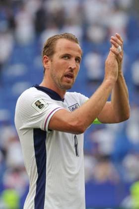 Spain - FIFA World Cup, WM, Weltmeisterschaft, Fussball 2026 European Qualifier - Andorra vs England - 07 06 2025 SPAIN, BARCELONA, JUNE 07. Harry Kane of England applauds supporters at the end of the FIFA World Cup 2026 European Qualifier Group K football match between Andorra and England at RCDE Stadium on June 07, 2025 in Barcelona, Spain. Photo by Manuel Blondeau AOP.Press Barcelona RCDE Stadium Catalunya Spain Copyright: x ManuelxBlondeau AOP.Pressx 20250607 018