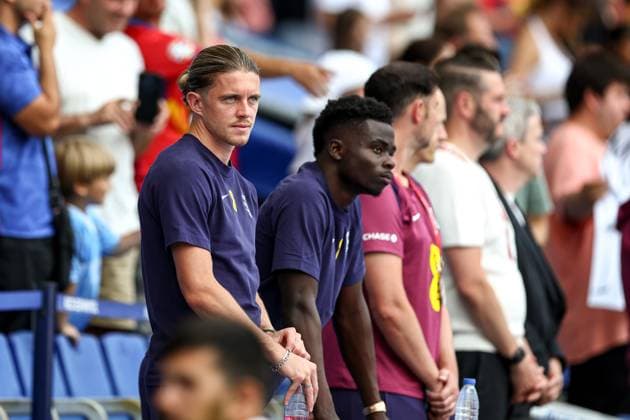 Andorra v England 2026 FIFA World Cup, WM, Weltmeisterschaft, Fussball Qualifier 07 06 2025. Group K Bukayo Saka watches from the stands with Conor Gallagher during the 2026 FIFA World Cup Qualifier match between Andorra and England at RCDE Stadium, Barcelona, Spain on 7 June 2025. Editorial use only , Copyright: xNigelxKeenex PSI-22232-0042
