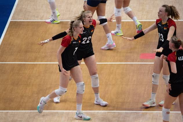 Germany vs Brazil RIO DE JANEIRO, RJ - 07.06.2025: GERMANY VS BRAZIL - Maria Tabacuks (GER), Monique Strubbe (GER), Emilia Weske (GER), during a match valid for the Volleyball Nations League (VNL), held on June 7, 2025, at the Maracanazinho gym, in Rio de Janeiro, RJ, Brazil. (Photo: Renato Assis Fotoarena) x2750420x  RenatoxAssis