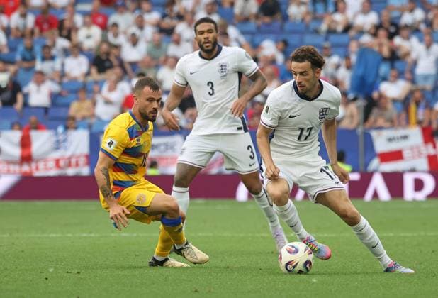 Andorra v England - European Qualifiers Group K - FIFA World Cup, WM, Weltmeisterschaft, Fussball 2026 Curtis Jones and Guillaume Silvain Lopez play during the match between the national teams of Andorra and England, corresponding to Matchday 3A of Group K of the World Cup Qualifying, at the RCDE Stadium in Barcelona, Spain, on June 7, 2025. Barcelona Spain  Copyright: xUrbanandsportx originalFilename:urbanandsport-andorrav250607_npJeP.jpg