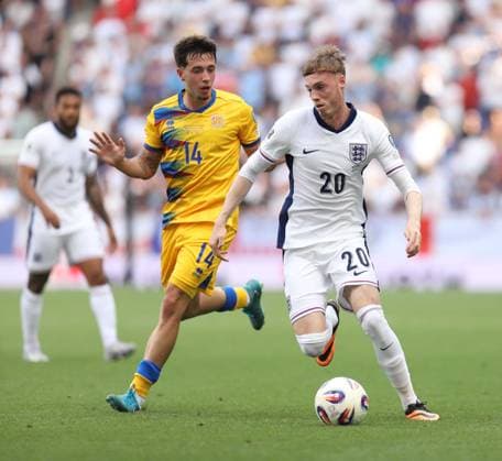 June 7, 2025, Sabadell, Barcelona, Spain: Barcelona Spain 07.06.2025 Aron Rodrigo (Andorra) and Cole Palmer ( England) battle for the ball during the European Qualifiers between Andorra and England at RCDE Stadium on 07 June 2025 in Barcelona. Sabadell Spain - ZUMAu50_ 20250607_zsp_u50_033 Copyright: xXavixUrgelesx