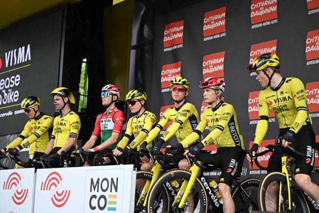 08-06-2025 Criterium Du Dauphine Libere; Tappa 01 Domerat - Montlucon; 2025, Visma - Lease A Bike; Valter, Attila; Domerat; 