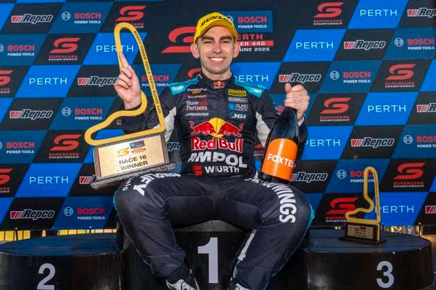 Bilder des Jahres 2025, Sport 06 Juni Sport Themen der Woche KW23 Sport Bilder des Tages SUPERCARS PERTH, Broc Feeney who has won the 2025 Supercars Championship Race 16 Perth SuperSprint, at Barbagallo Raceway in Perth, Sunday, June 8, 2025. ( NO ARCHIVING, EDITORIAL USE ONLY PERTH WESTERN AUSTRALIA AUSTRALIA Wanneroo Raceway  Copyright: xMARKxHORSBURGHx 20250608187157670990