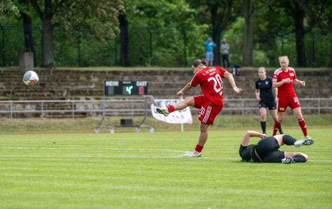 Sport Bilder des Tages Fußball, 2. Frauen, Saison 2024 2025, BFV-Pokal Polytan-Pokal (Finale), 1. FC Union Berlin U23 FC Viktoria 89 U20, Lina Krauss (1. FC Union II) erzielt das Tor zum 3:0, 08.06. 2025, Copyright: xMatthiasxKochx