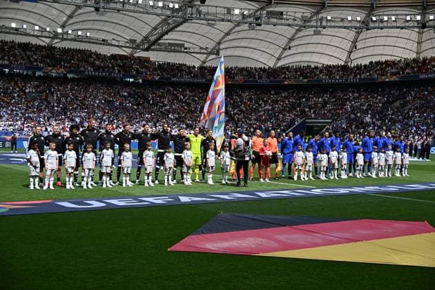 08.06.2025, xsltx, Fussball UEFA Nations League Platz 3, Deutschland - Frankreich v.l. Teams (DFL DFB REGULATIONS PROHIBIT ANY USE OF PHOTOGRAPHS as IMAGE SEQUENCES and or QUASI-VIDEO) Stuttgart