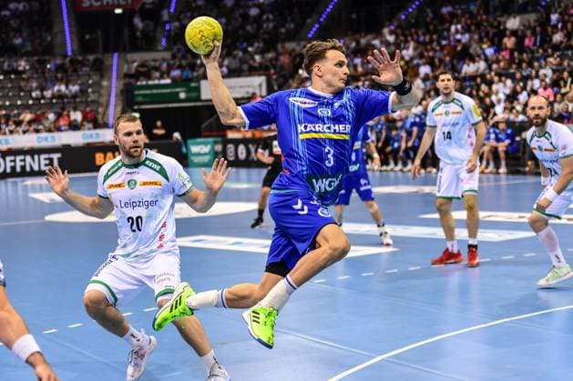 TVB Stuttgart - SC DHfK Leipzig; Stuttgart, 08.06.2025 Max Haefner (Stuttgart 3) wirft ; Stuttgart, 08.06.2025 - 34. Spieltag der Handball-Bundesliga, TVB Stuttgart - SC DHfK Leipzig, Porsche-Arena, Stuttgart. Copyright: xBEAUTIFULxSPORTS Märklx
