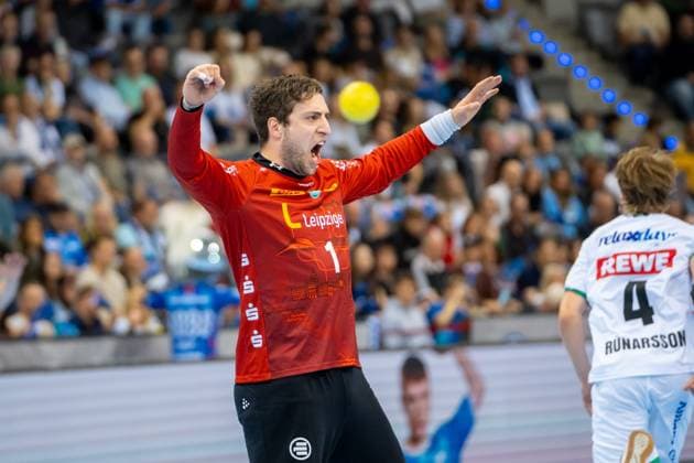 Handball I Herren I Saison 2024-2025 I Bundesliga I 34. Spieltag I TVB Stuttgart - SC DHfK Leipzig I 08.06.2025 Domenico Ebner (1, SC DHfK Leipzig) jubelt Stuttgart Porsche Arena Baden-Württemberg Deutschland Copyright: xLobeca MaxxPetershansx