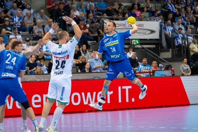 Handball I Herren I Saison 2024-2025 I Bundesliga I 34. Spieltag I TVB Stuttgart - SC DHfK Leipzig I 08.06.2025 Kai Häfner (34, TVB Stuttgart) im Wurf Stuttgart Porsche Arena Baden-Württemberg Deutschland Copyright: xLobeca MaxxPetershansx
