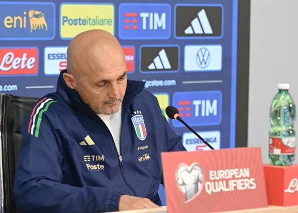 June 8, 2025, Florence, Italy: Il tecnico della Nazionale, Luciano Spalletti, durante una conferenza stampa a Coverciano, Firenze, 08 giugno 2025. Spalletti ha annunciato di essere stato esonerato. Contro la Moldovia sarà la sua ultima partita da allenatore della nazionale. ANSA CLAUDIO GIOVANNINI.----------------------------------------------------------------------------- national team, Nationalteam coach Luciano Spalletti during a press conference, PK, Pressekonferenz in Coverciano, Florence, 08 June 2025. Spalletti announced that he has been fired. The match against Moldova will be his last as national team coach. ANSA CLAUDIO GIOVANNINI Spalletti, Gravina Mi Ha Detto Verrò Esonerato - ZUMAa110 20250608_zaf_a110_030 Copyright: xClaudioxGiovanninix